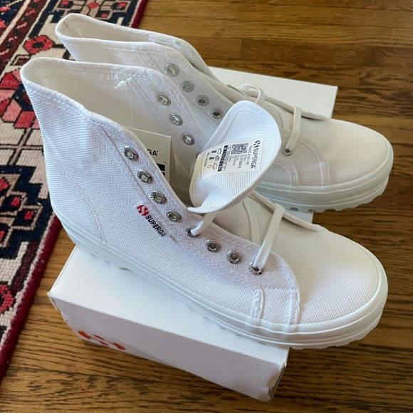 Superga White High-Top Sneakers EU 40 - Picture 2 of 4